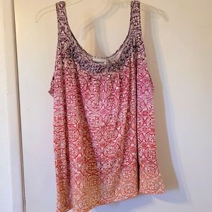 Sleeveless Avenue top